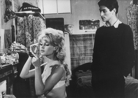 Brigitte Bardot, Sami Frey - The Truth - Photos