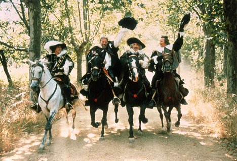 Richard Chamberlain, Oliver Reed, Frank Finlay, Michael York - Die Rückkehr der Musketiere - Filmfotos