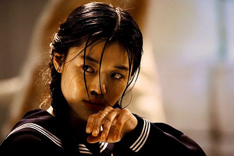 Ji-hyun Jun - Blood: The Last Vampire - De la película