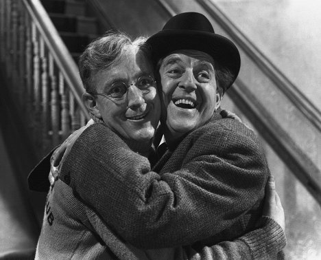 Alec Guinness, Stanley Holloway - The Lavender Hill Mob - Photos