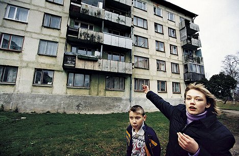 Arťom Bogucharskij, Oksana Akinshina - Lilja 4-ever - Filmfotók