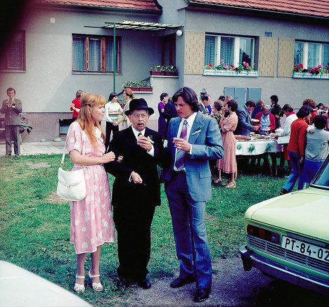 Dagmar Havlová, Vlastimil Brodský, Svatopluk Skopal - Der Dorfnapoleon - Filmfotos