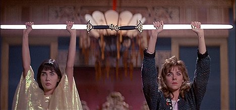 Suzee Pai, Kim Cattrall - Big Trouble in Little China - Filmfotos