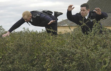 Simon Pegg, Nick Frost - Hot Fuzz - Photos