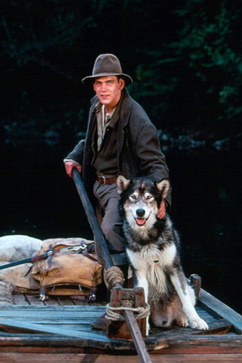 Ethan Hawke, pes Jed - Biały Kieł 2: Legenda o białym wilku - Z filmu