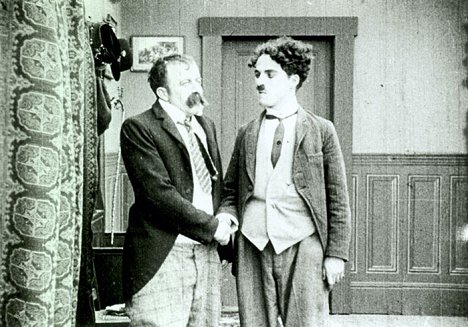 Charlie Chaplin - Charlot, rival de amor - De la película