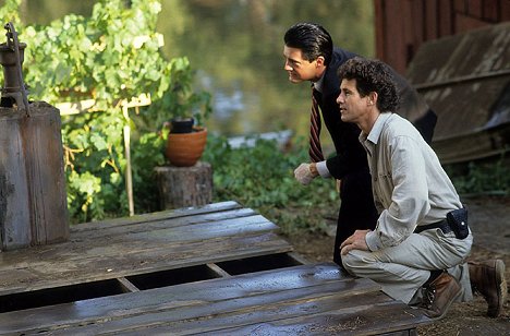 Kyle MacLachlan, Michael Ontkean - El enigma de Twin Peaks - May the Giant Be with You - De la película