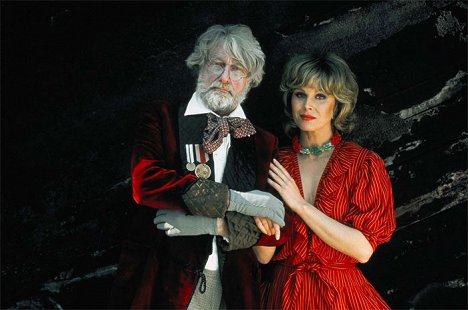 Richard Mulligan, Joanna Lumley - À la recherche de la Panthère Rose - Film