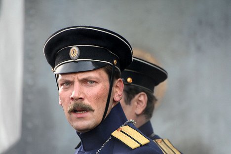 Dmitriy Shcherbina - Admirał - Z filmu