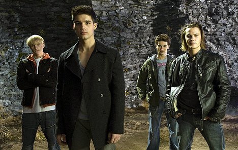 Toby Hemingway, Steven Strait, Chace Crawford, Taylor Kitsch - A testvériség - Filmfotók