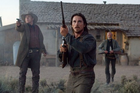 Kevin Durand, Christian Bale - 3:10 Vlak do Yumy - Z filmu