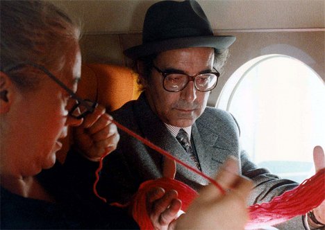 Jean-Luc Godard - Pěstuj si pravačku - Z filmu