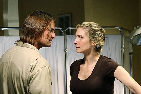 Josh Holloway, Elizabeth Mitchell - Ztraceni - Z filmu