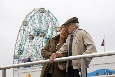 Cloris Leachman, Eli Wallach - New York, I Love You - Photos