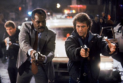 Danny Glover, Mel Gibson - Smrtonosná zbraň 2 - Z filmu