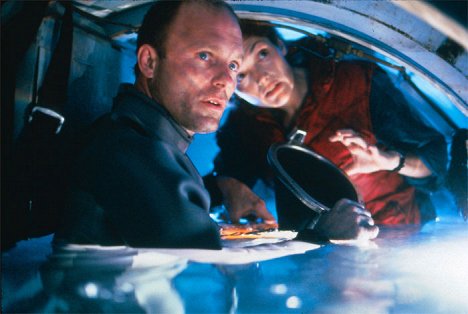 Ed Harris, Mary Elizabeth Mastrantonio - Głębia - Z filmu