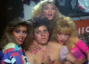 Linnea Quigley | ČSFD.cz