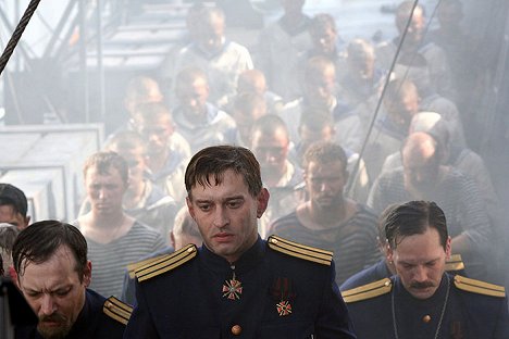 Vladislav Větrov, Konstantin Chabenskij, Dmitrij Ščerbina - Admirál - Z filmu