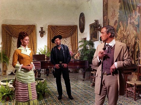 Evelyn Stewart, Guido Lollobrigida, Nando Gazzolo - Django spara per primo - Filmfotos