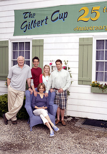 Terry Bradshaw, Christopher Gorham, Fiona Reid, Jennifer Robertson, Nicholas Brendon