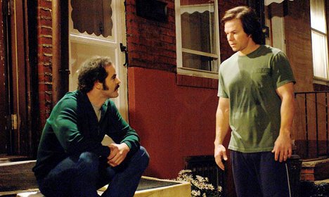 Michael Kelly, Mark Wahlberg - Invincible - Photos