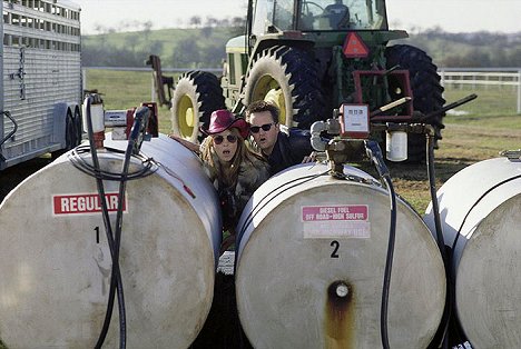 Elizabeth Hurley, Matthew Perry - Sloužit Sáře - Z filmu