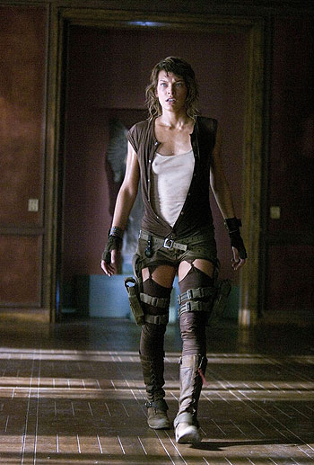 Milla Jovovich - Resident Evil: Extinction - Photos