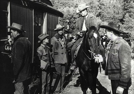 Brandon De Wilde, James Stewart, Dan Duryea - Le Survivant des monts lointains - Film