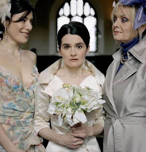 Jaime Murray, Shirley Henderson, Twiggy - The Taming of the Shrew - Filmfotos