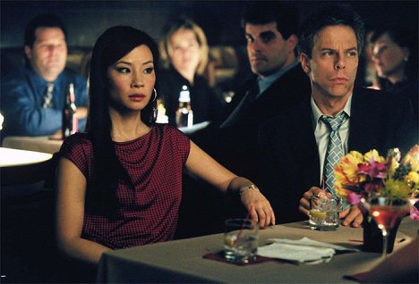 Lucy Liu, Greg Germann - Ally McBeal - Van film