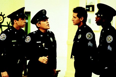 Lance Kinsey, G. W. Bailey, Steve Guttenberg, Michael Winslow - Police Academy IV... und jetzt geht's rund - Filmfotos
