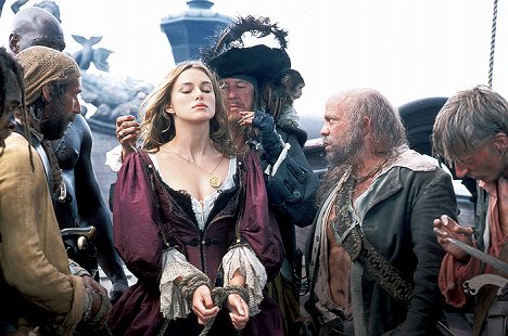 Michael Berry Jr., Keira Knightley, Geoffrey Rush, Lee Arenberg, Mackenzie Crook - Pirates of the Caribbean: The Curse of the Black Pearl - Photos