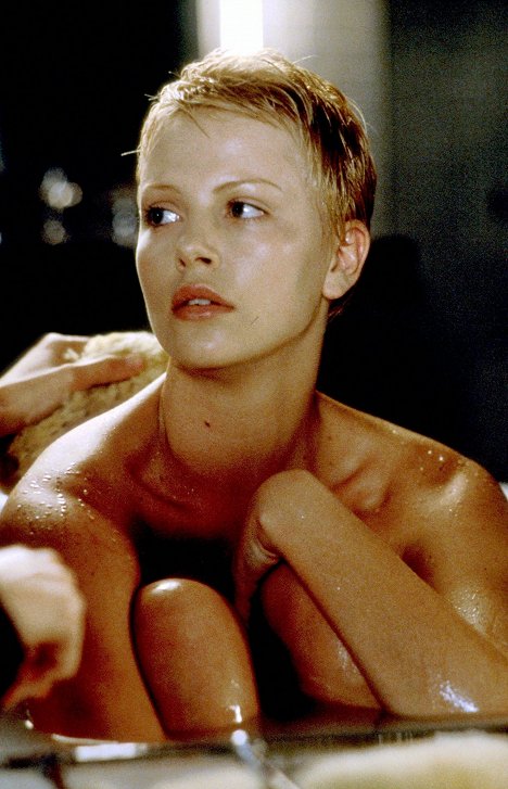Charlize Theron - The Astronaut's Wife - Filmfotos