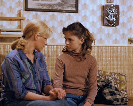 Jana Preissová, Lucie Matoušková - Cizí holka - Filmfotók