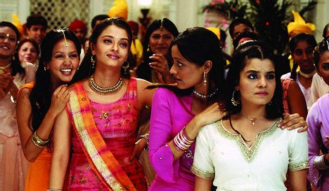 Peeya Rai Chowdhary, Aishwarya Rai Bachchan, Namrata Shirodkar - Moja veľká indická svadba - Z filmu