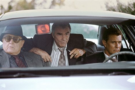 Rod Steiger, Burt Reynolds, Tom Berenger - The Hollywood Sign - Van film