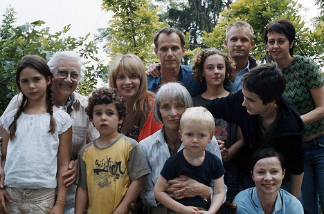 Juliette Binoche, Charles Berling, Edith Scob, Jérémie Renier, Emile Berling, Dominique Reymond, Valérie Bonneton - L'Heure d'été - Van de set