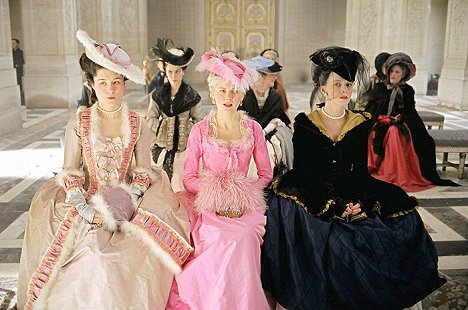 Mary Nighy, Kirsten Dunst, Judy Davis - Marie Antoinette - Do filme