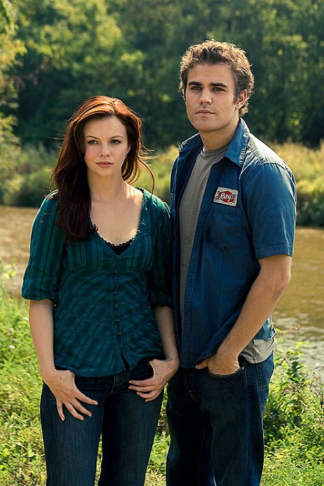 Amber Tamblyn, Paul Wesley - The Russell Girl - Film