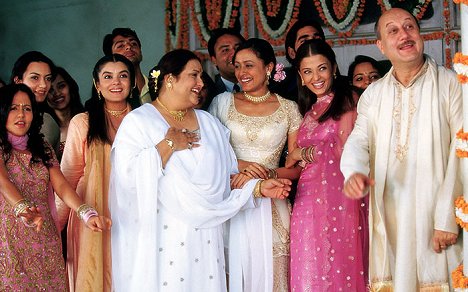 Namrata Shirodkar, Aishwarya Rai Bachchan, Anupam Kher - Moja veľká indická svadba - Z filmu