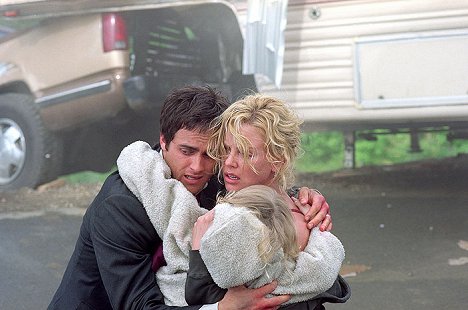 Stuart Townsend, Charlize Theron - Trapped - Film