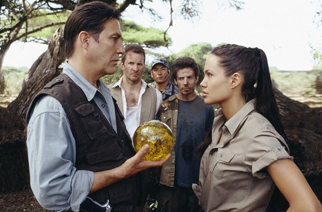Ciarán Hinds, Chris Barrie, Noah Taylor, Angelina Jolie - Lara Croft: Tomb Raider 2. - Az élet bölcsője - Filmfotók