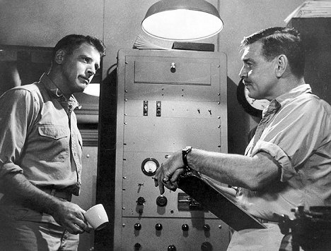Burt Lancaster, Clark Gable - L'Odyssée du sous-marin Nerka - Film