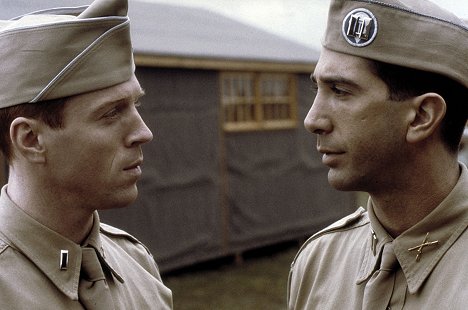 Damian Lewis, David Schwimmer - Frères d’armes - Currahee - Film