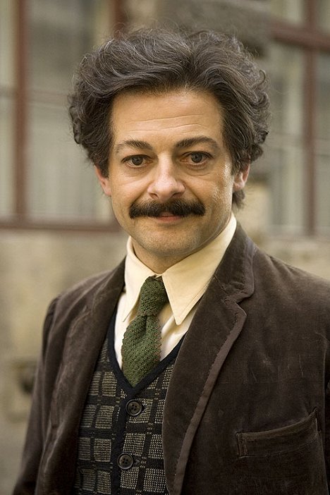 Andy Serkis - Einstein and Eddington - Photos