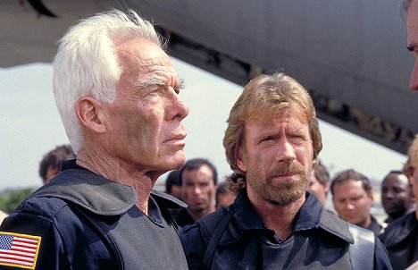 Lee Marvin, Chuck Norris - The Delta Force - Photos