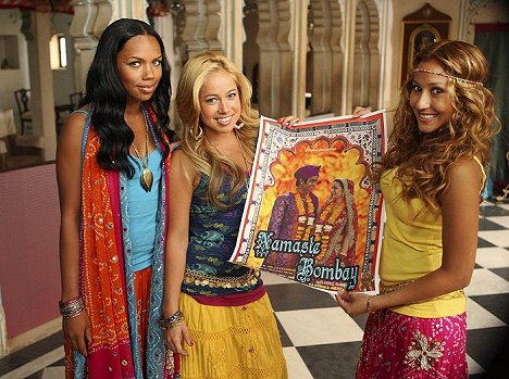 Kiely Williams, Sabrina Bryan, Adrienne Houghton - The Cheetah Girls: One World - Promo