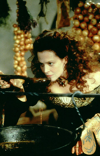 Sigourney Weaver - Snow White: A Tale of Terror - Photos