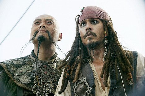 Yun-fat Chow, Johnny Depp - Pirates of the Caribbean: At World's End - Photos