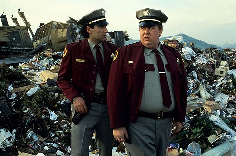 Eugene Levy, John Candy - Armed and Dangerous - Photos